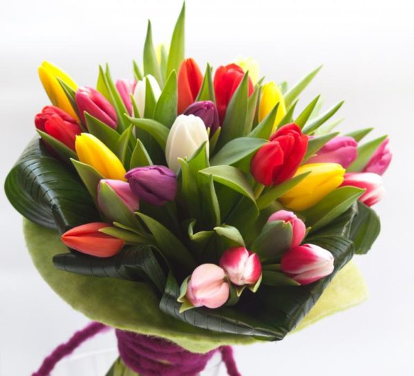 mazzo con tulipani misti colorati