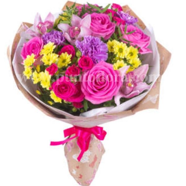 bouquet con rose, margherite e fiorellini misti