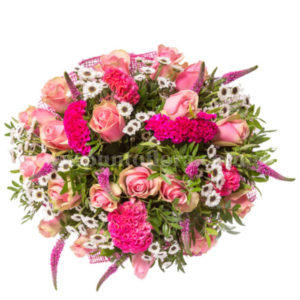 Bouquet con celosia, rose rosa, margherite bianche