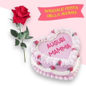 torta e rosa rossa per la festa della mamma